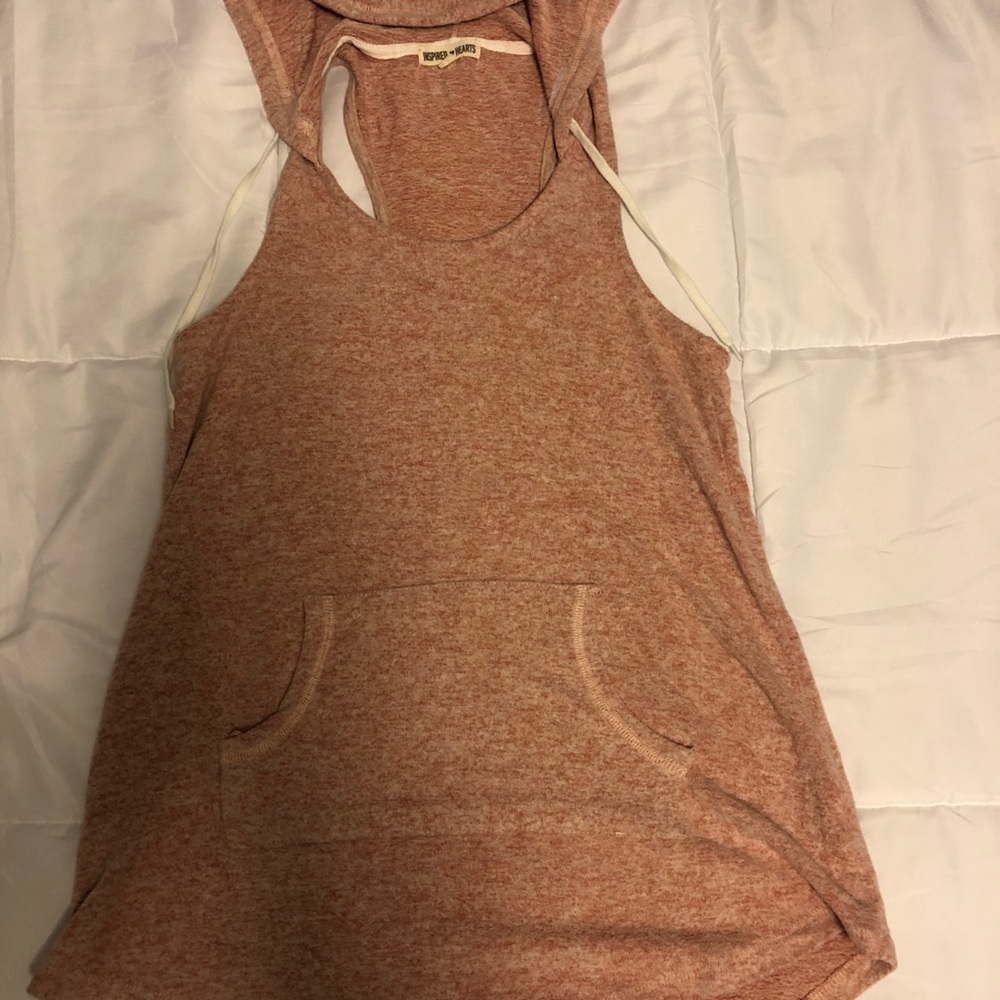 Hooded super light sweatshirt tank top. ☺️ - Picture 1 of 5